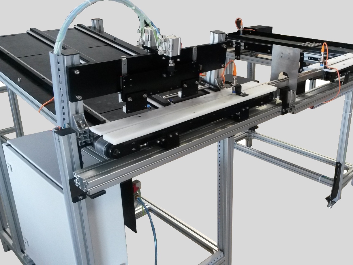 Centerless autoloader 2 Centerless autoloader 2